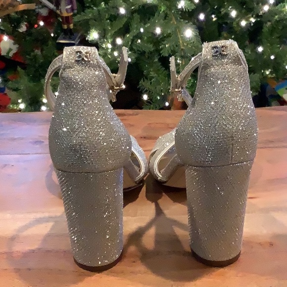 NWT Sam Edelman Yancy Gold Sparkle Block Heel Size 5 - Picture 4 of 7